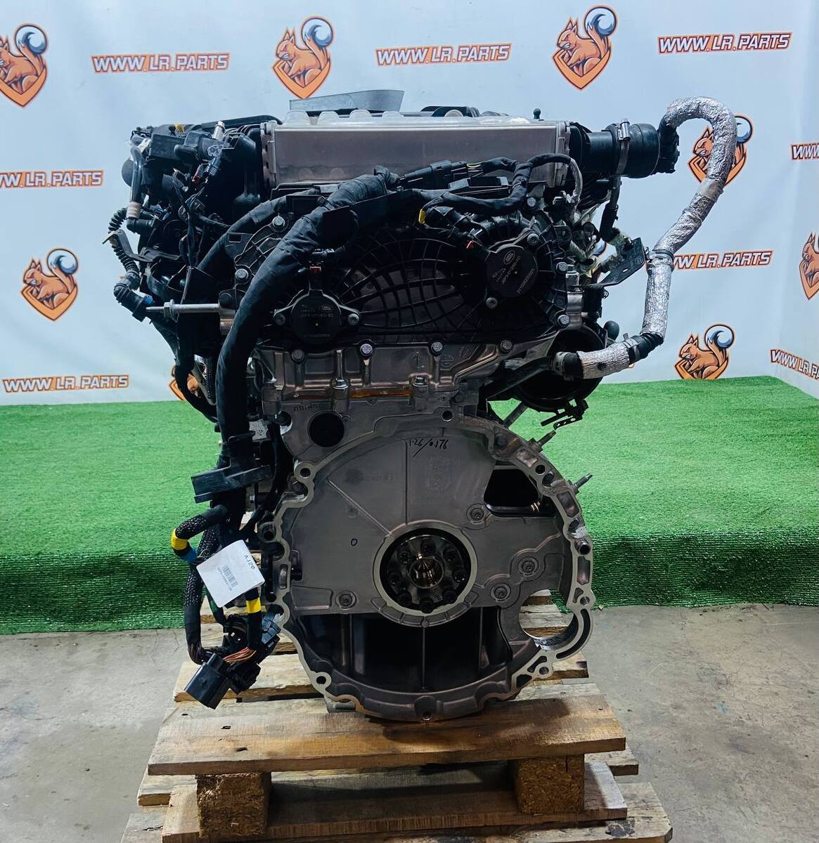 LR121308 Silnik (Motor) kompletny bez dodatkowego sprzętu 3.0ie AJ20P6 ingenium Range Rover Sport L461 (2023-) używany